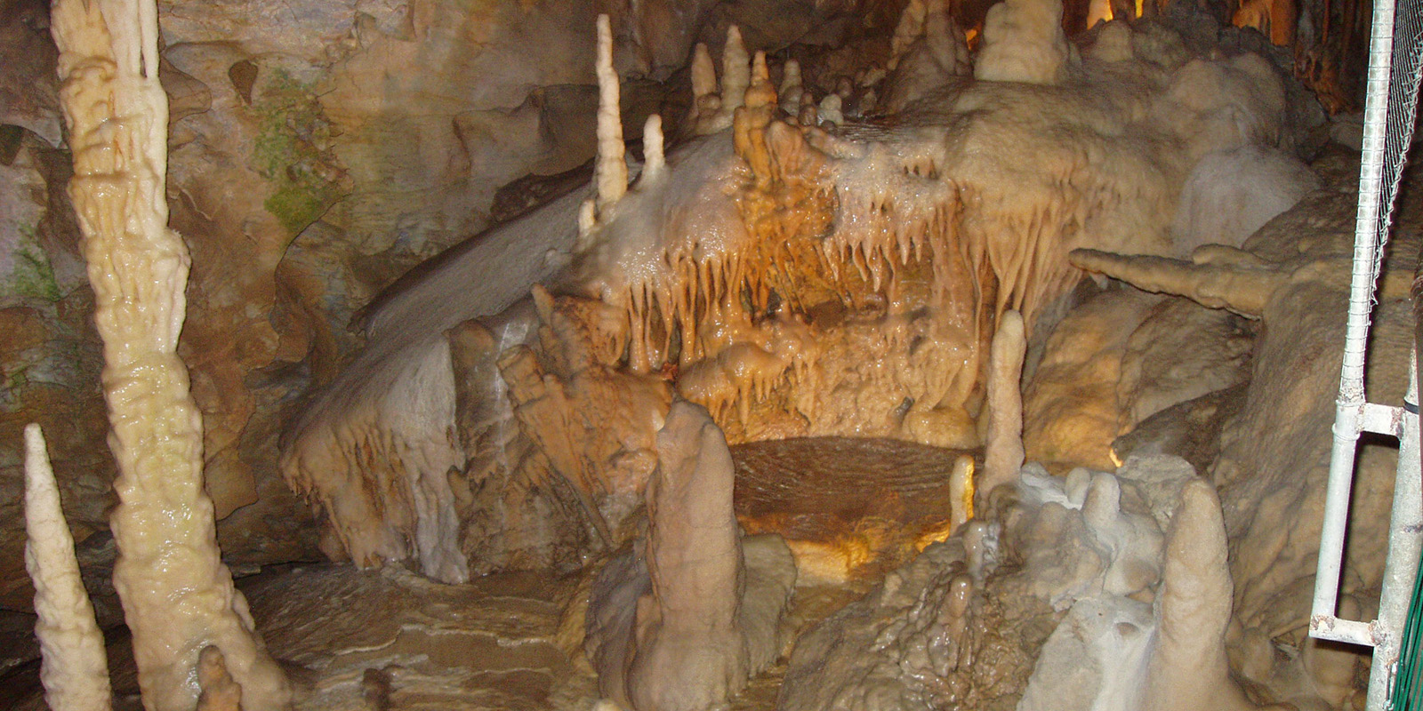 La grotte des Canalettes MovenFlight